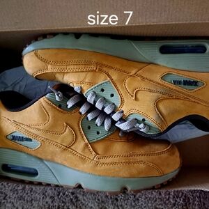 Nike Kids Air Max Sneakers - Tan and Green